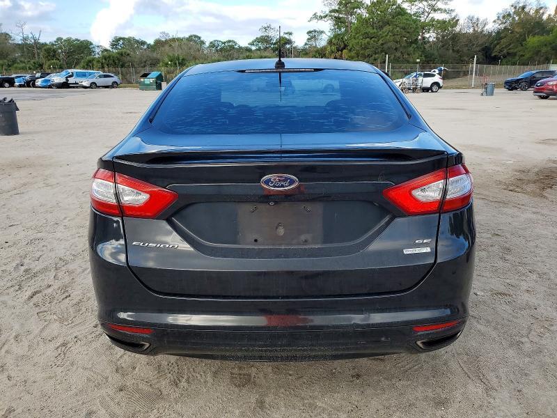 2015 Ford Fusion se