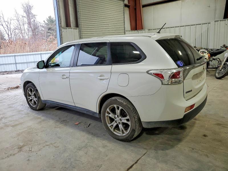 2014 Mitsubishi Outlander se