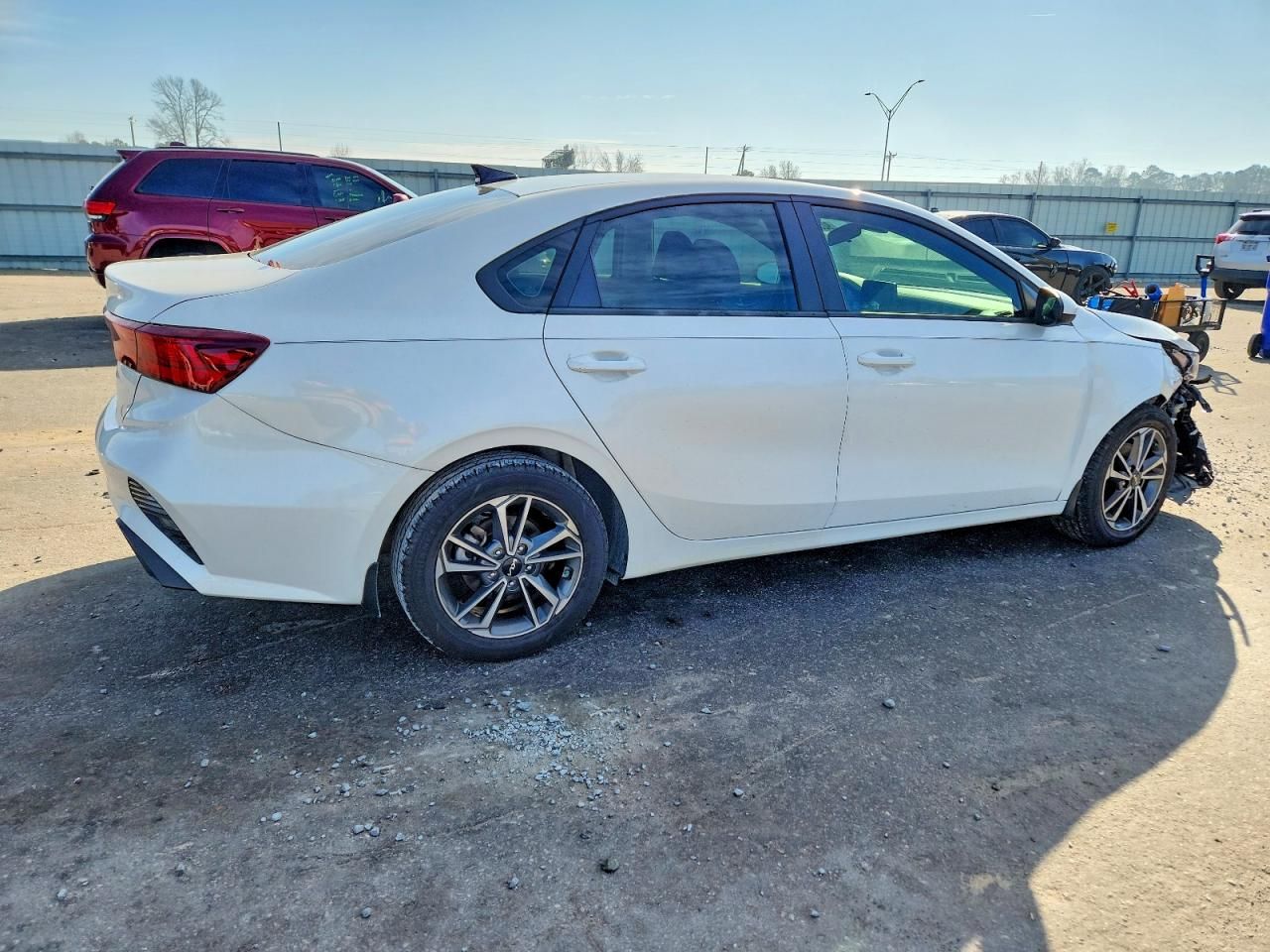 2023 KIA Forte lx