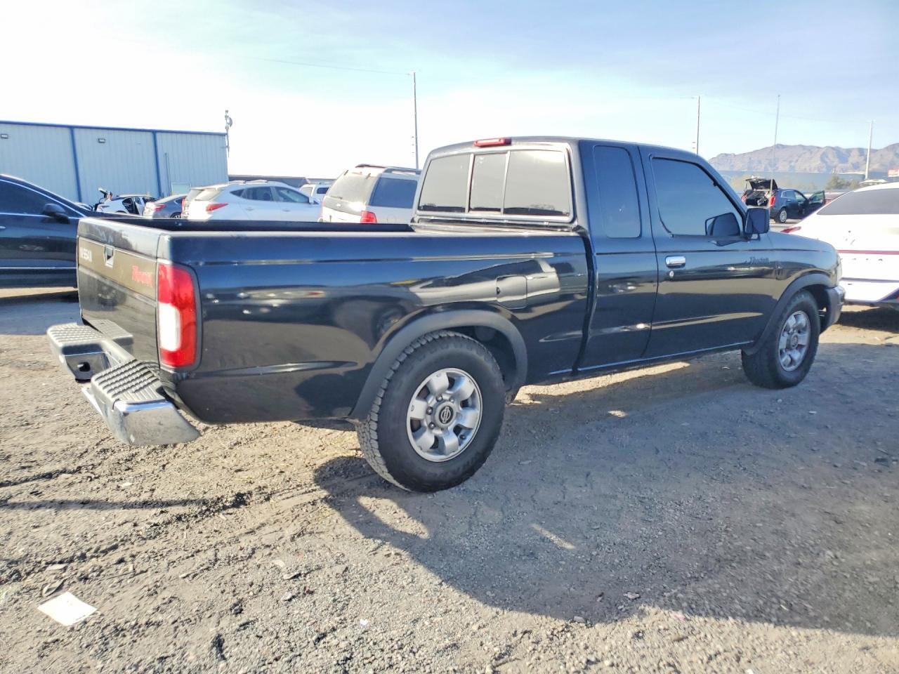 1998 Niss Frontier King cab