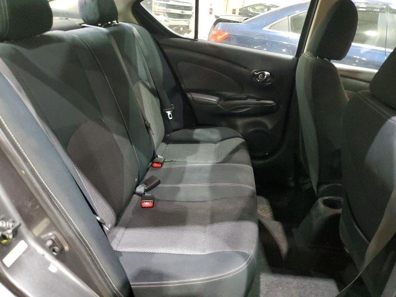 2016 Nissan Versa