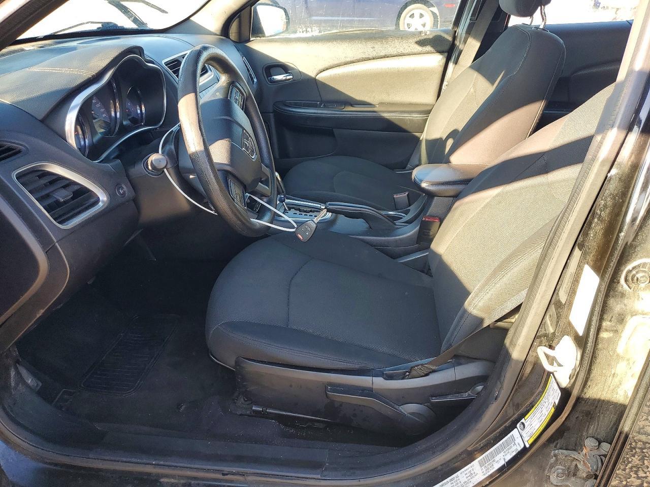 2014 Dodge Avenger se