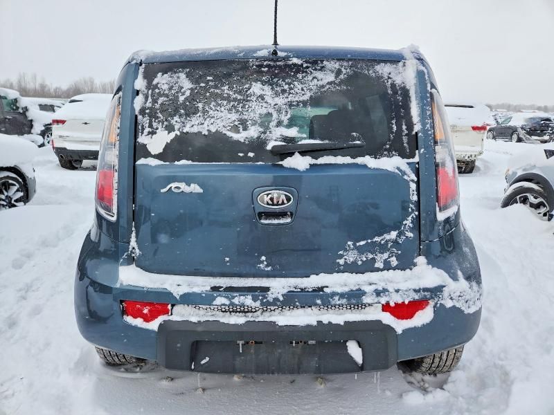 2011 KIA Soul +