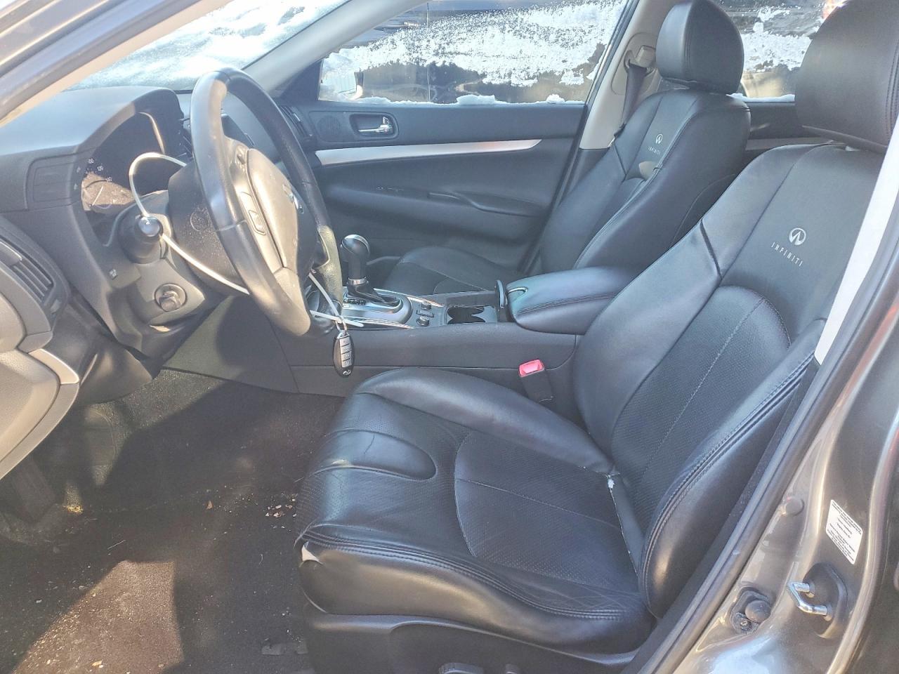2013 Infiniti G37