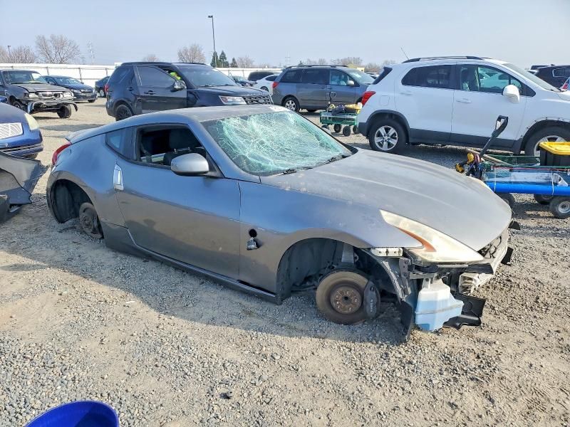 2011 Nissan 370z Base