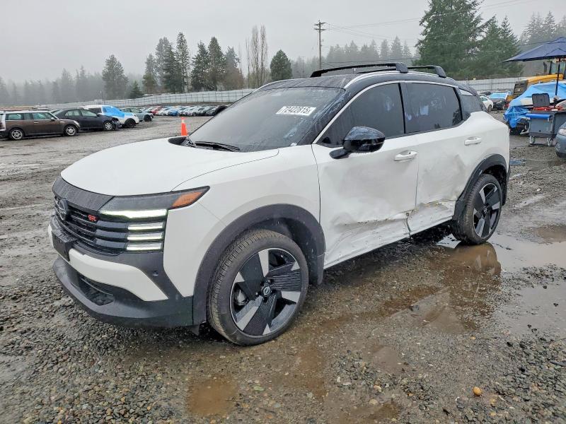 2025 Nissan Kicks sr