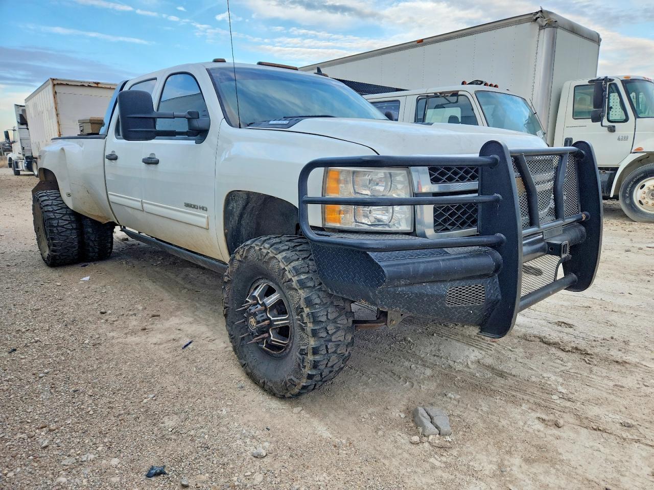 2012 Chevrolet Silverado K3500 LT