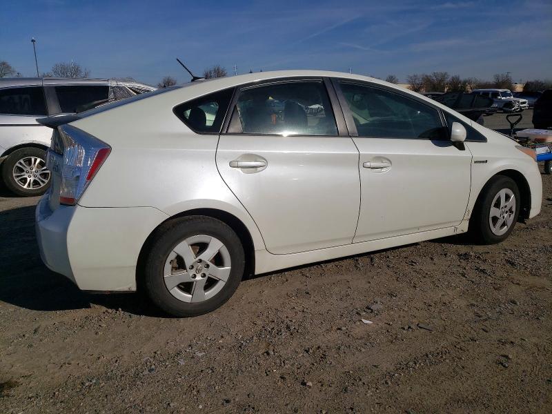 2011 Toyota Prius Three
