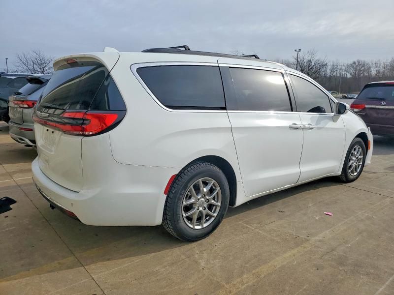2021 Chrysler Pacifica Touring