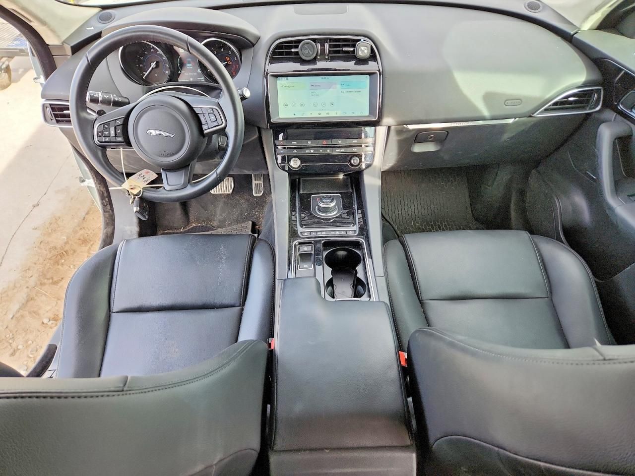 2019 Jaguar F-pace Premium