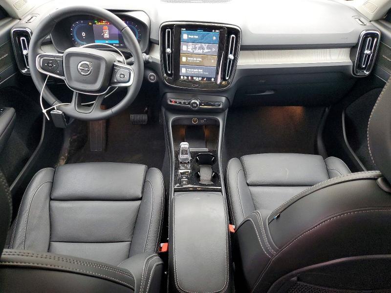 2025 Volvo Xc40 Plus