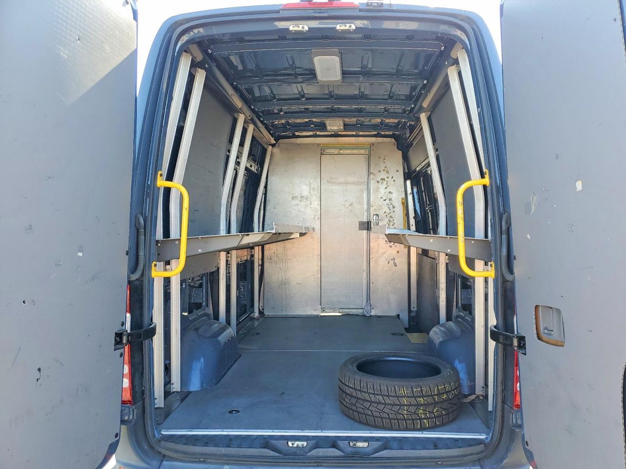 2018 Mercedes-Benz 2018 Mercedes Benz Sprinter 2500 Delivery Van