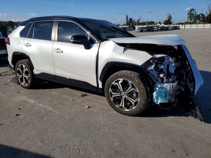 2025 Toyota Rav4 xse