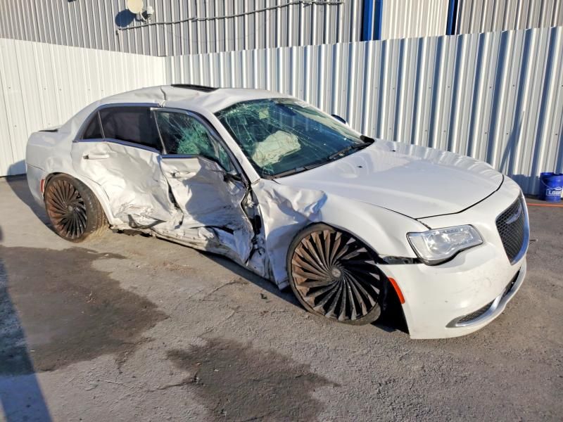 2017 Chrysler 300 Limited