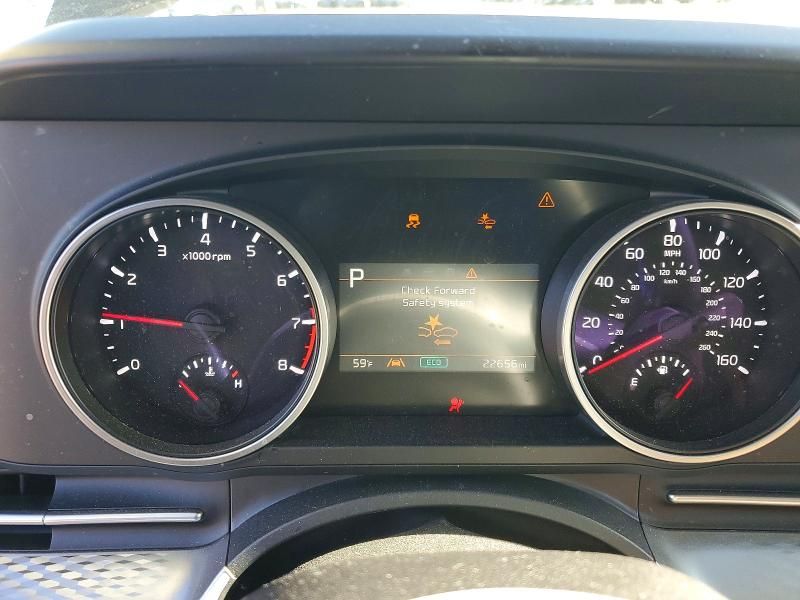 2024 KIA Carnival lx