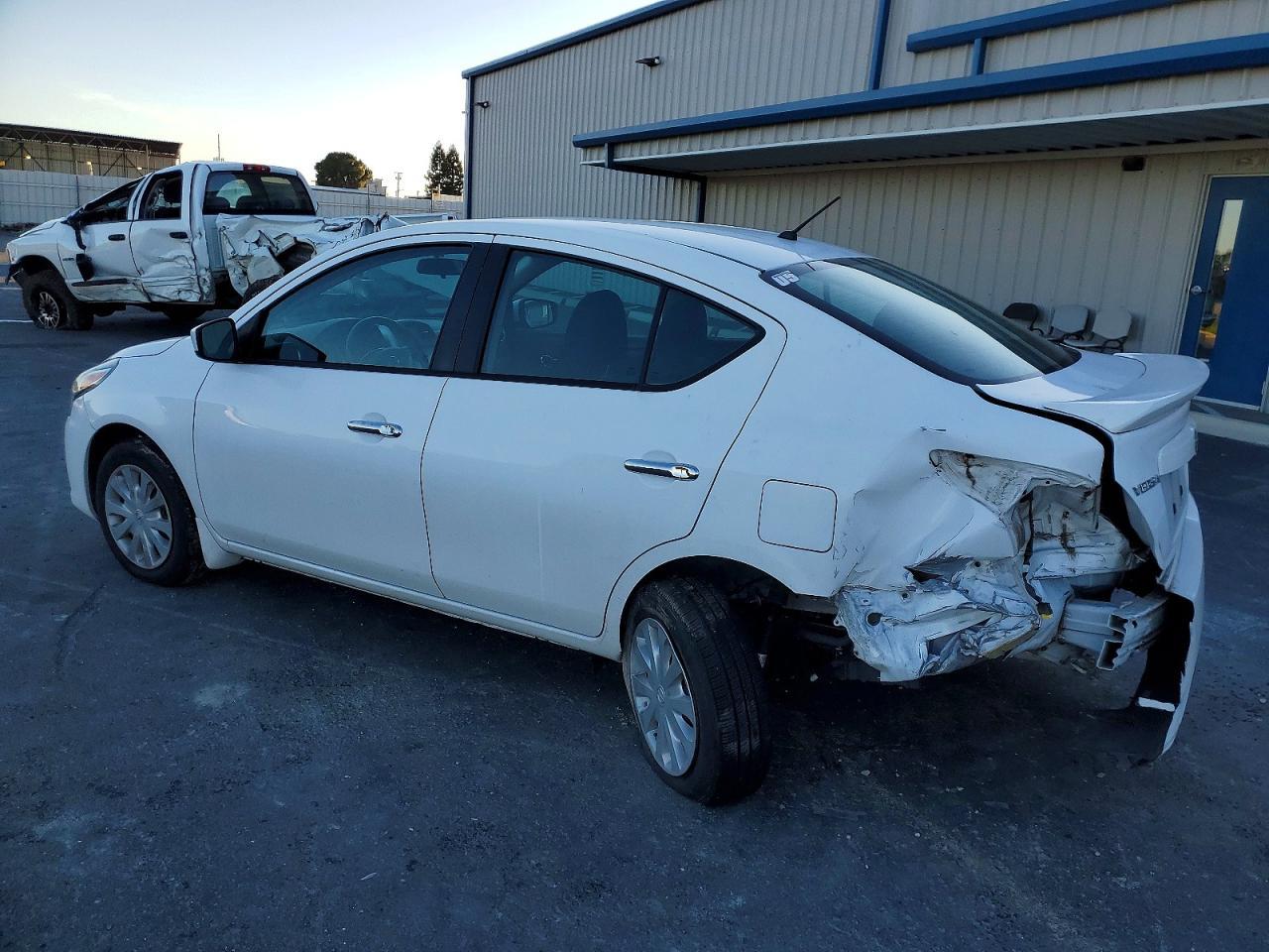 2019 Nissan Versa