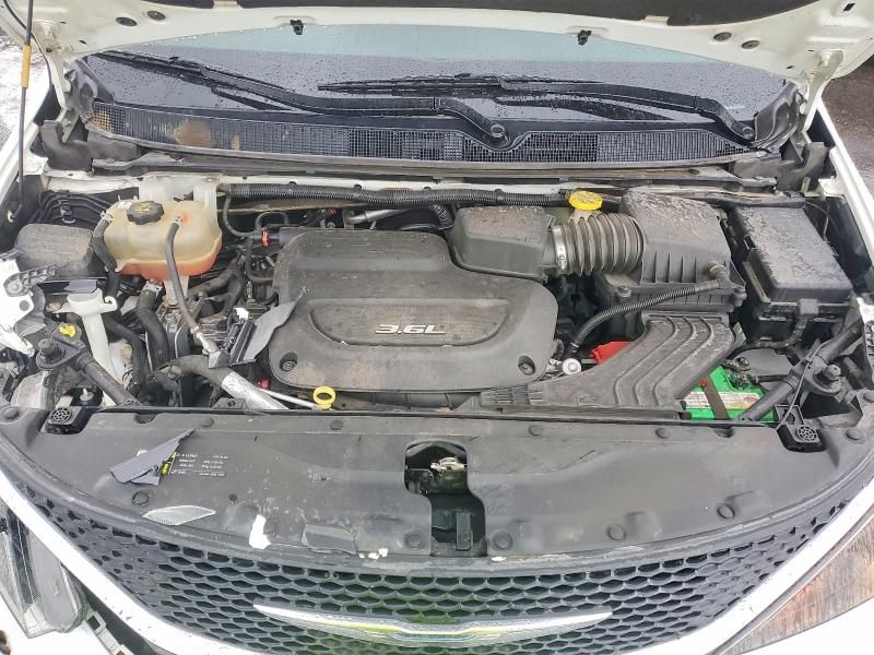 2017 Chrysler Pacifica Touring