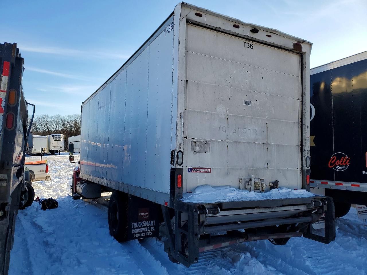 2014 International 4300 BOX Truck