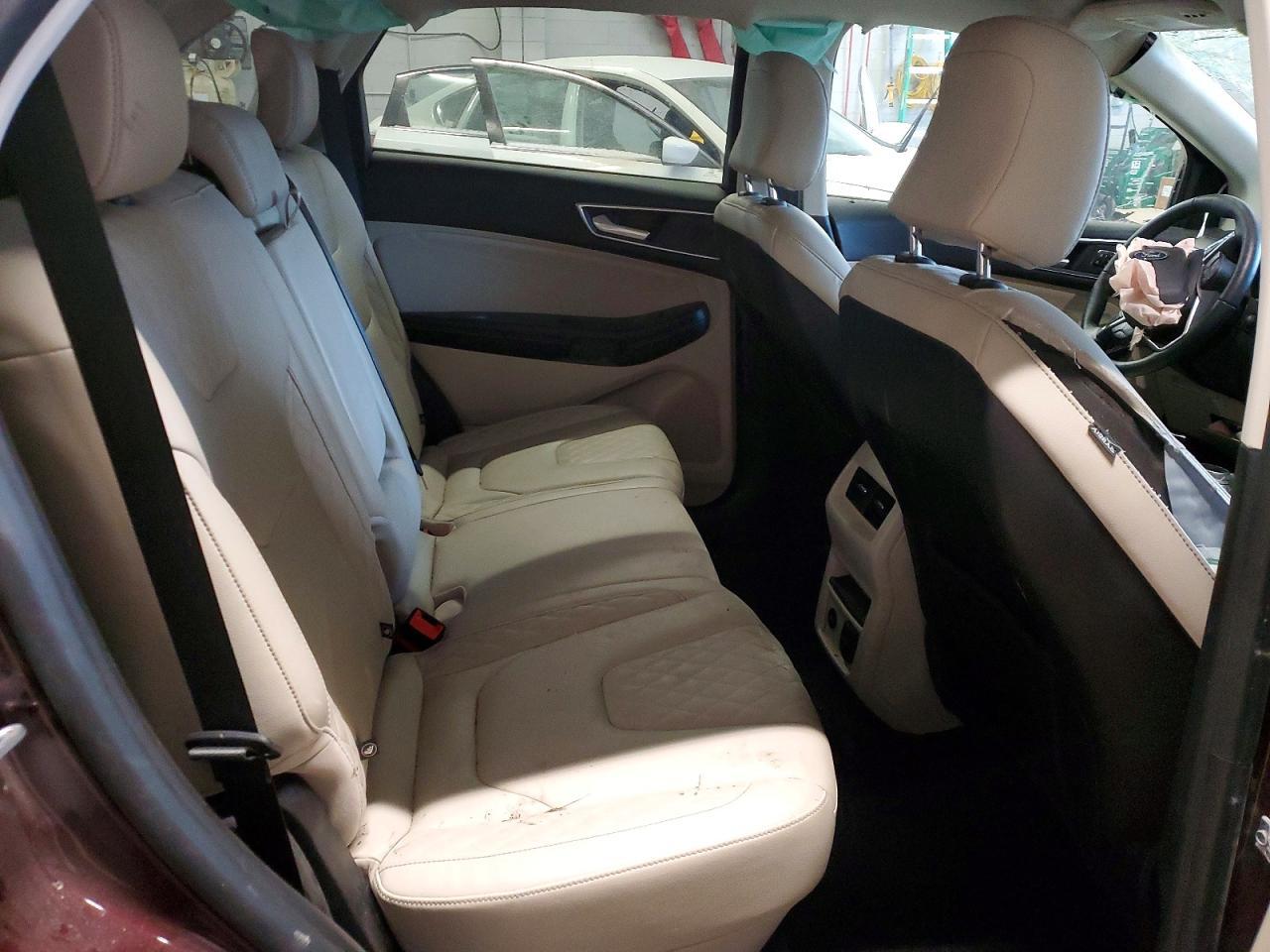 2023 Ford Edge Titanium