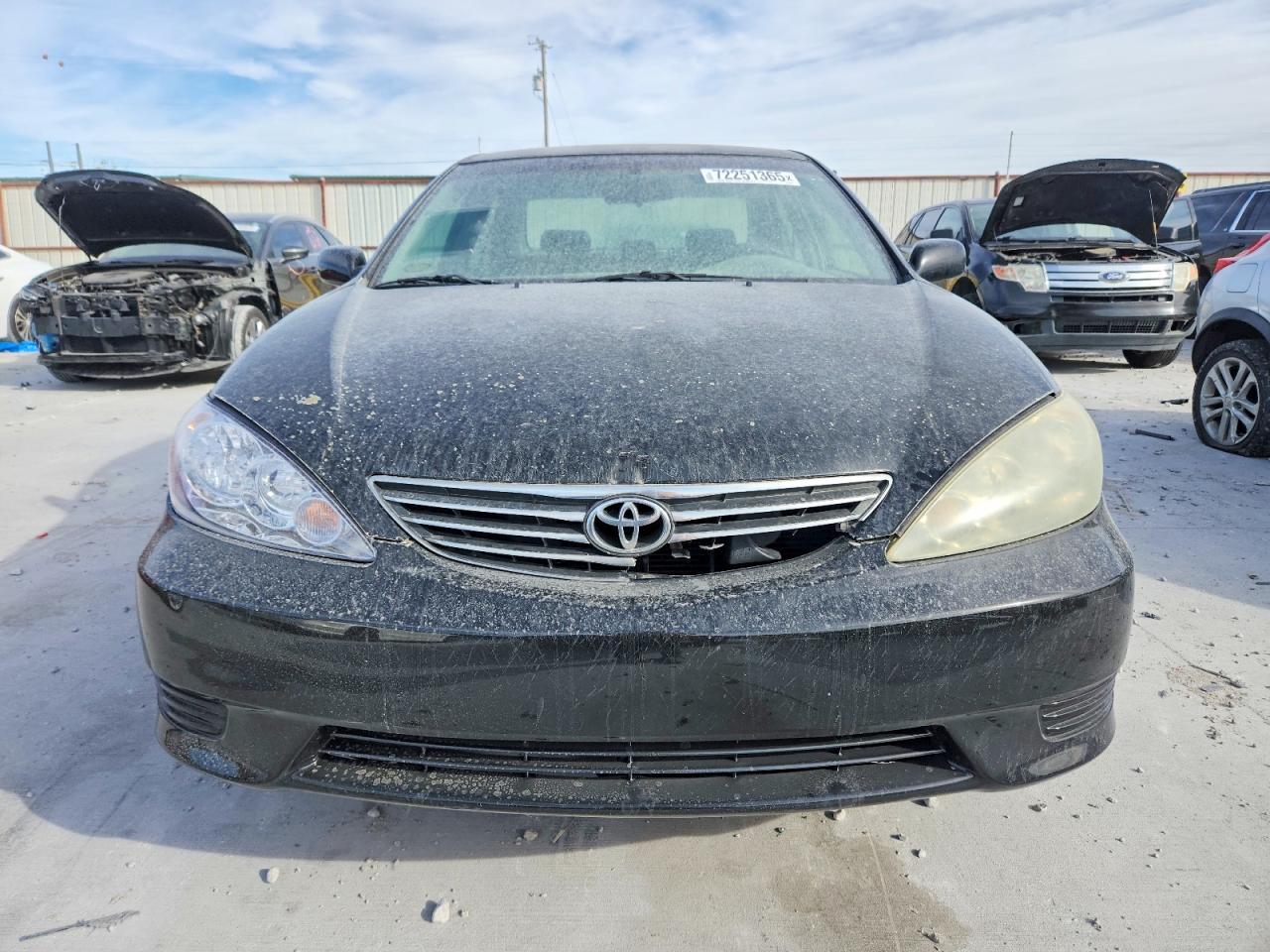 2005 Toyota Camry le