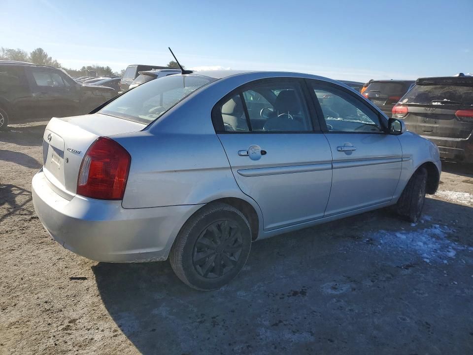 2011 Hyundai Accent gls