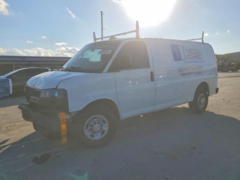 2019 Chev Express Cargo 2500 1