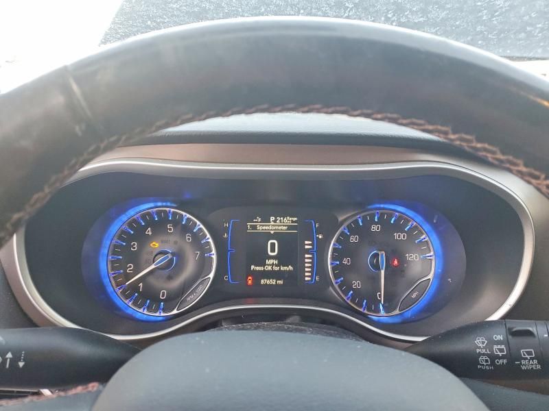 2019 Chrysler Pacifica Touring l