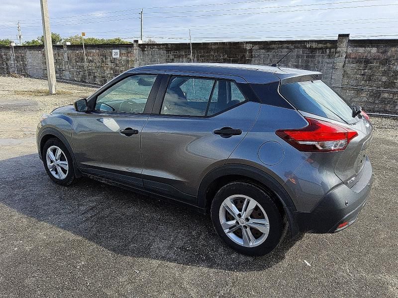 2020 Nissan Kicks s