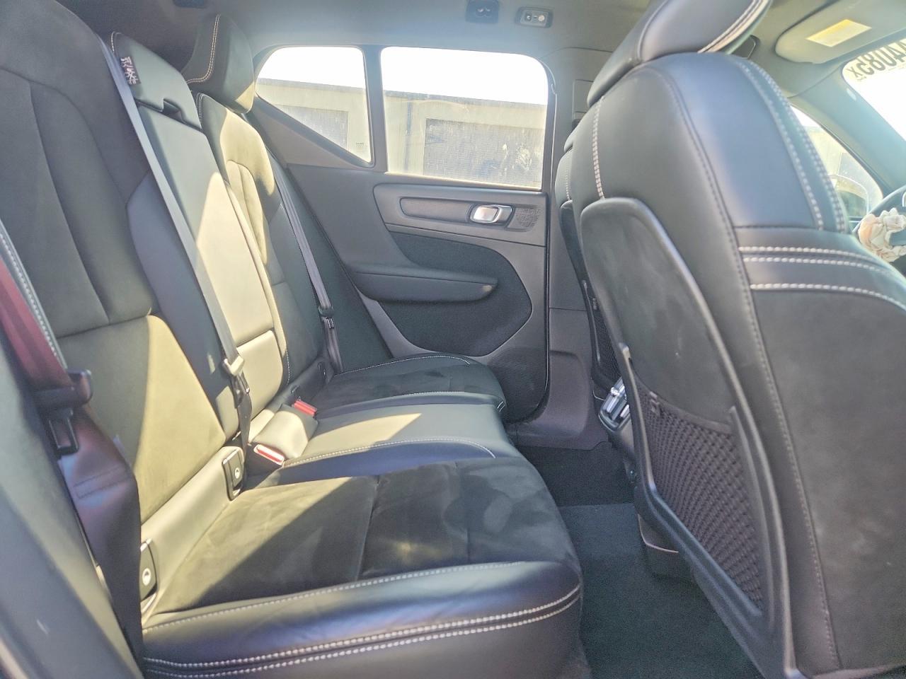 2021 Volvo Xc40 T5 R-design