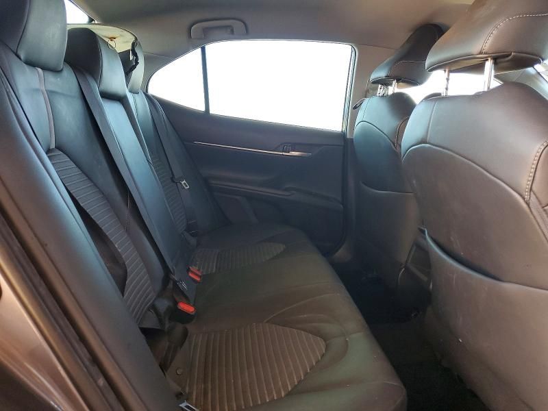 2018 Toyota Camry se