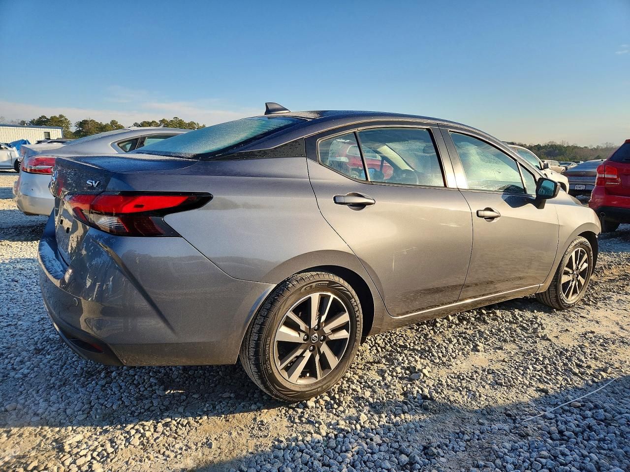 2020 Nissan Versa sv