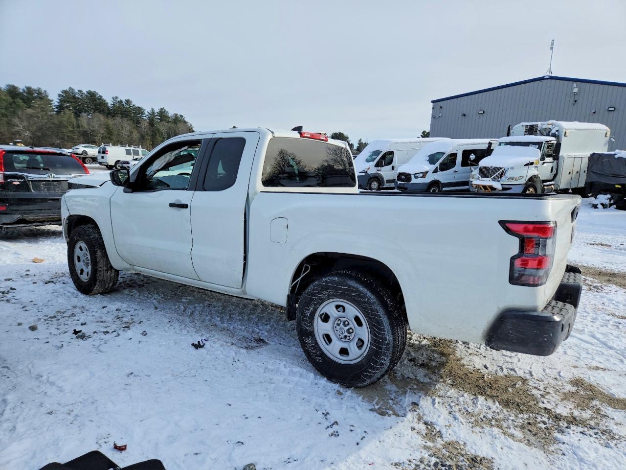 2024 Nissan Frontier s