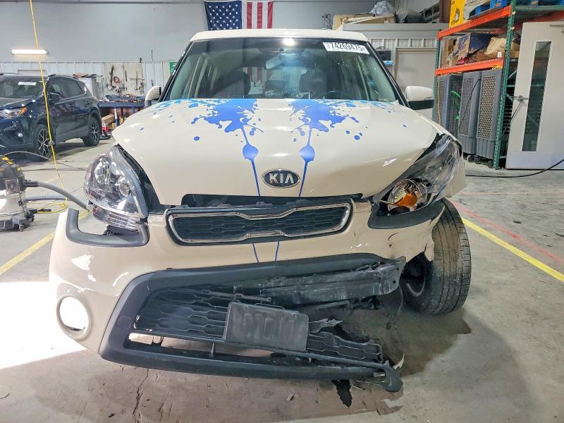 2013 KIA Soul +
