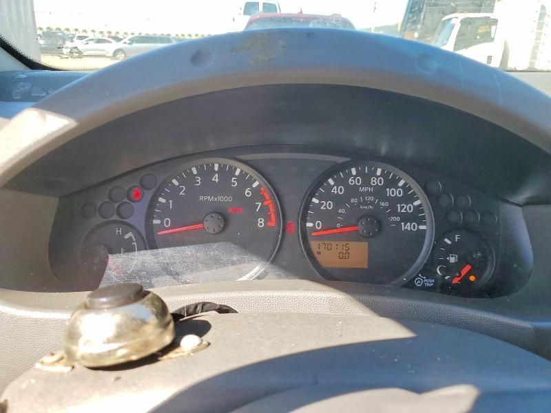 2006 Nissan Frontier King cab xe