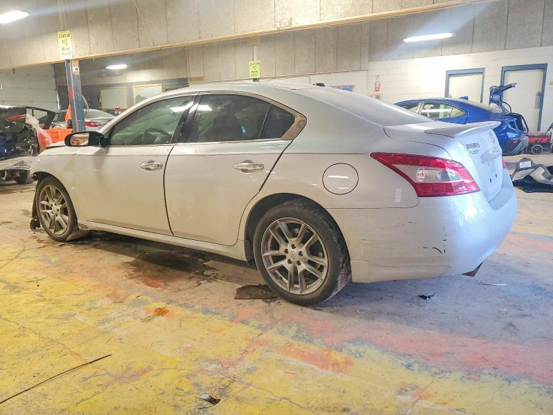 2010 Nissan Maxima
