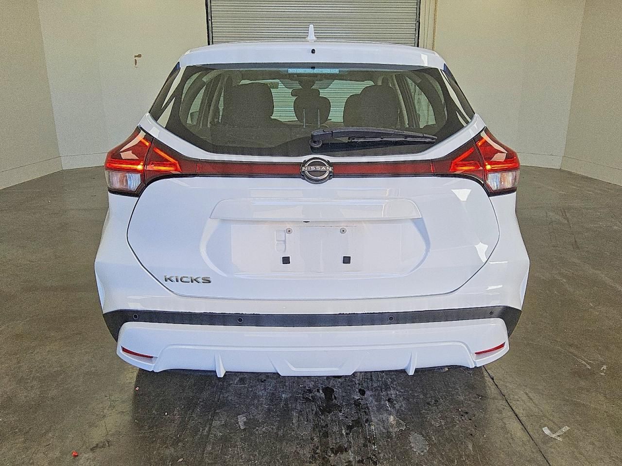 2022 Nissan Kicks s