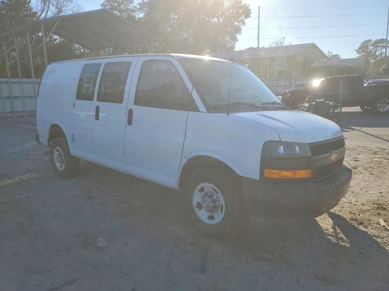 2020 Chevrolet Express G2500