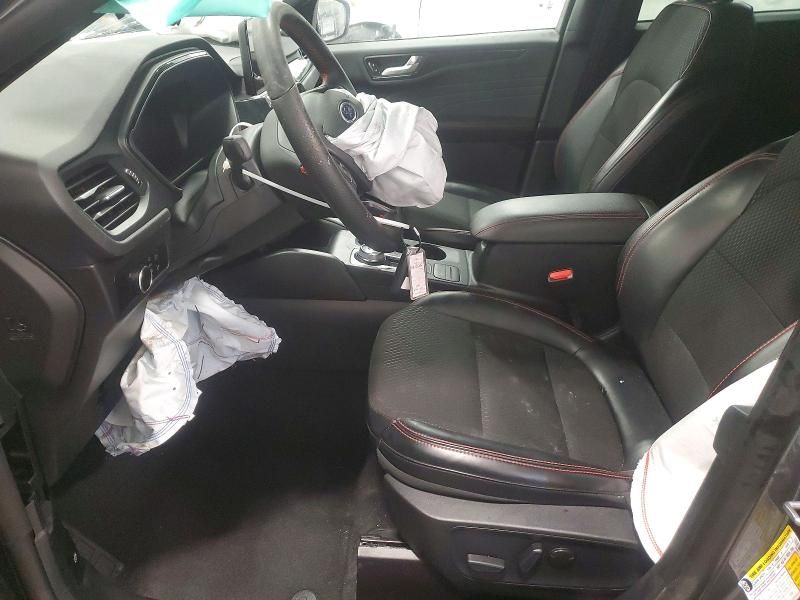 2025 Ford Escape st Line