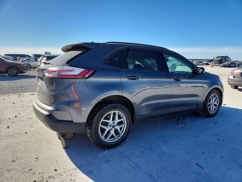 2021 Ford Edge se