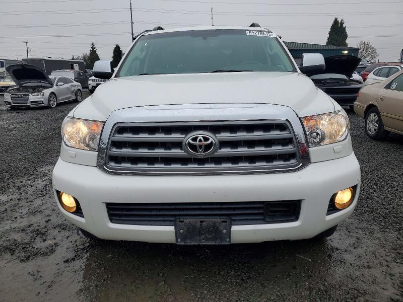 2010 Toyota Sequoia Platinum