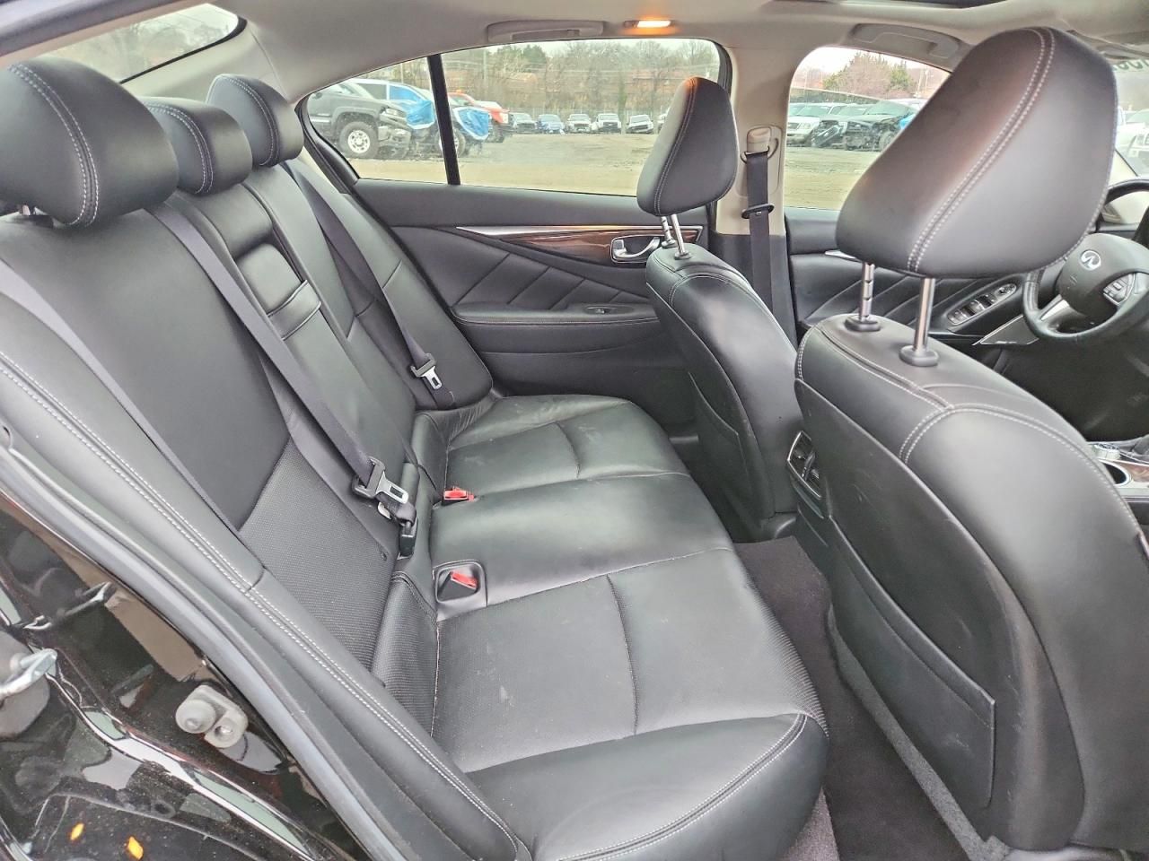 2017 Infiniti Q50 Premium