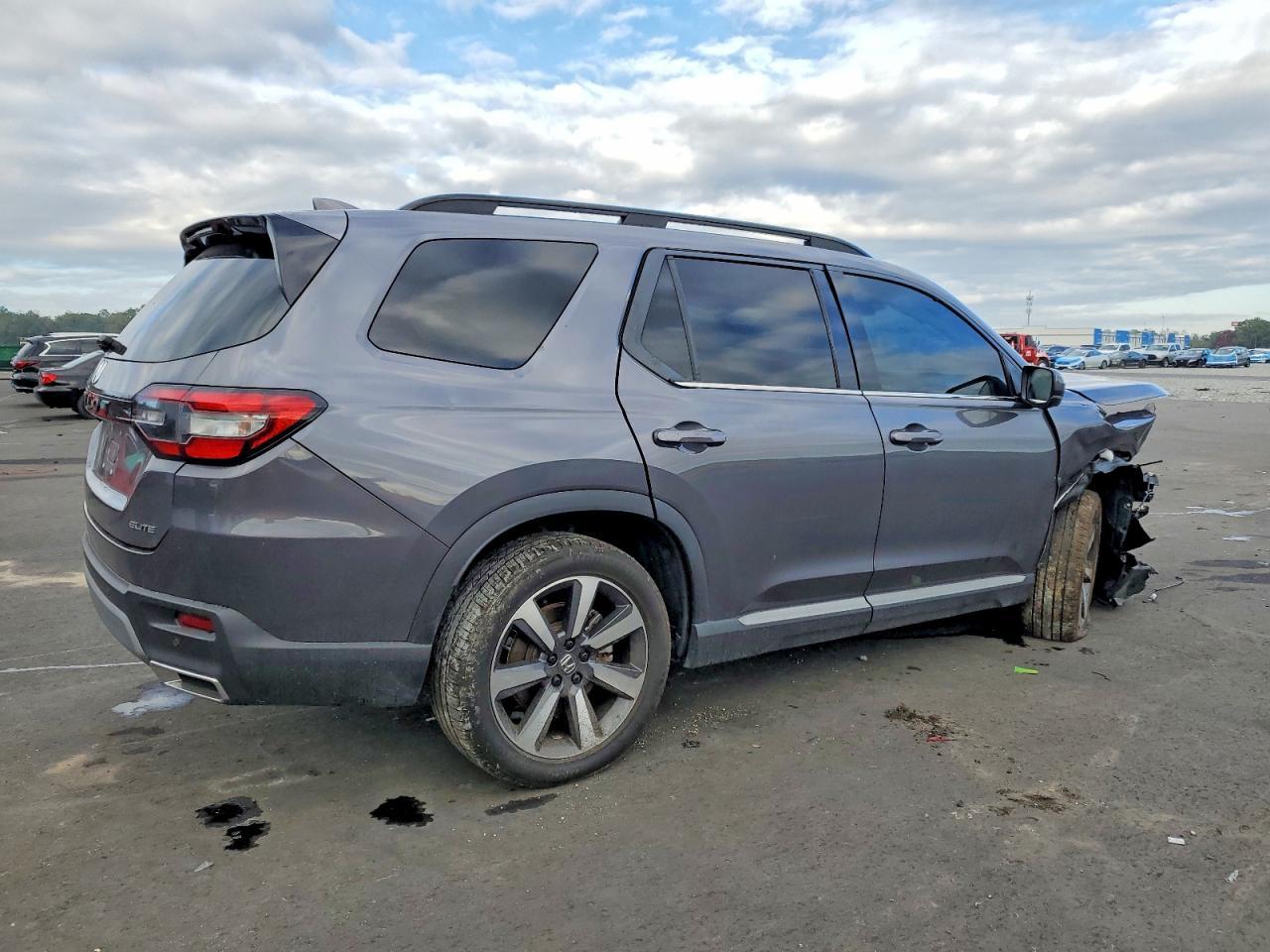 2023 Honda Pilot Elite