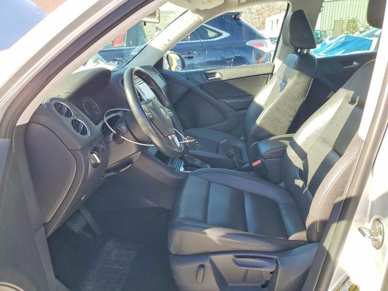 2012 Volkswagen Tiguan s