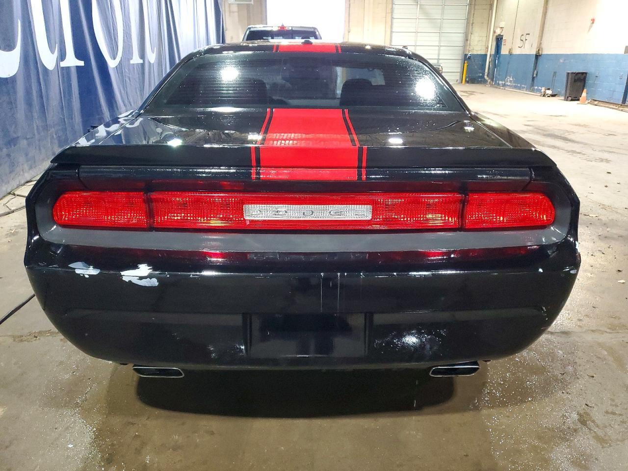 2012 Dodge Challenger sxt