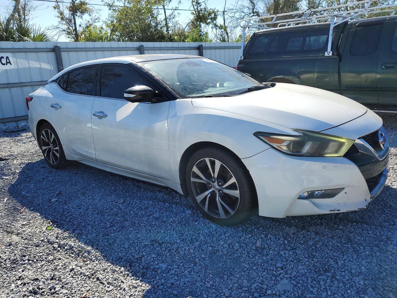 2016 Nissan Maxima