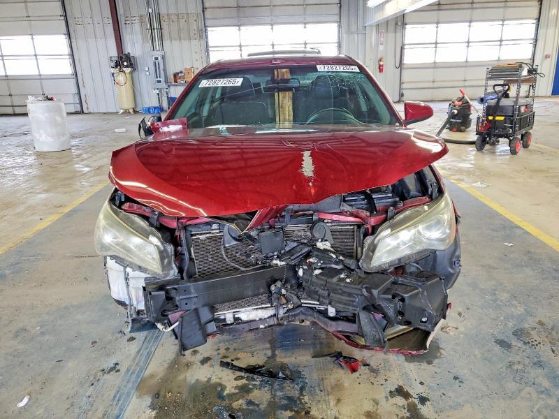 2016 Toyota Camry le