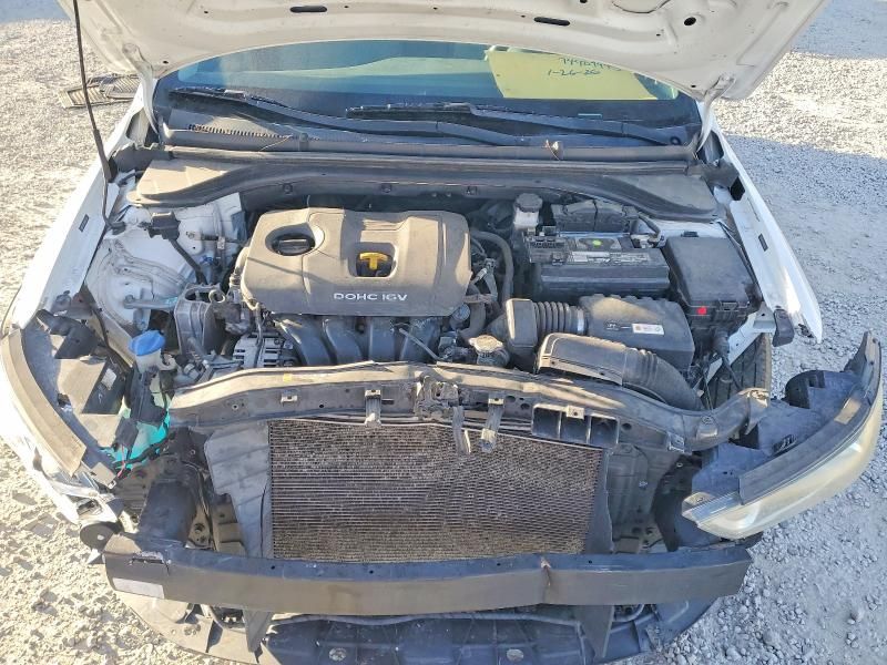 2017 Hyundai Elantra se