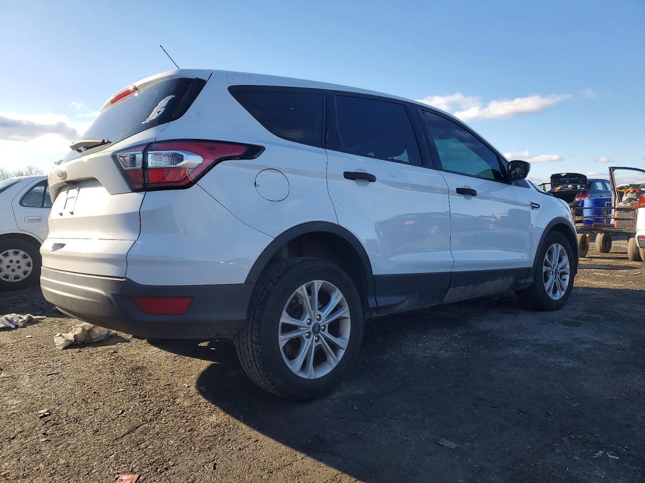 2017 Ford Escape s