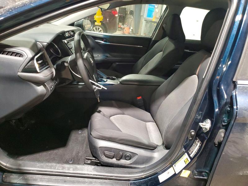 2018 Toyota Camry le