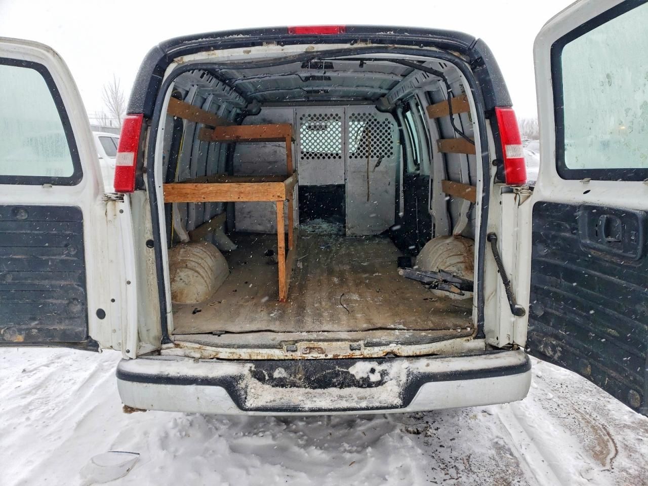 2017 GMC Savana G2500